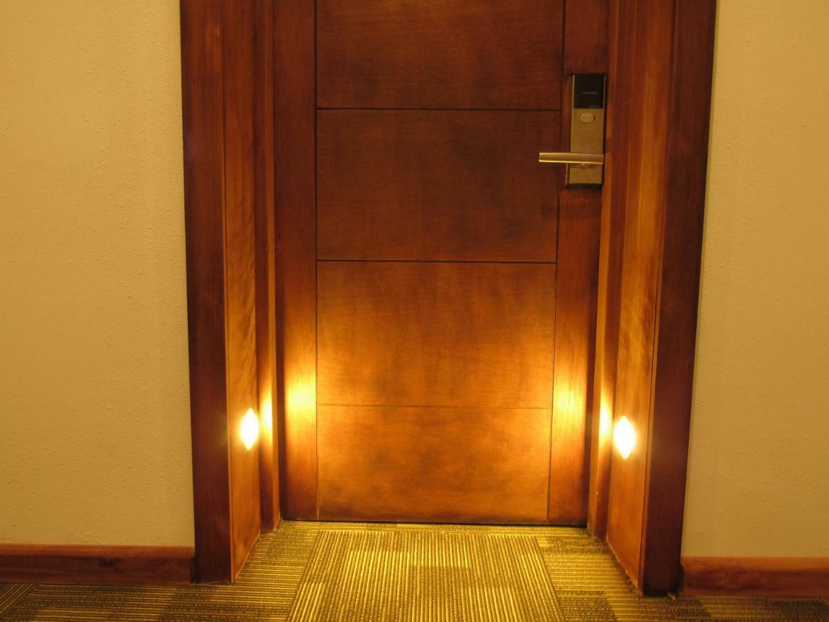 Hotel Pucon Indomito ภายนอก รูปภาพ